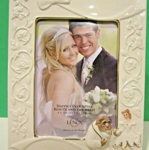 Lenox Happily ever after Beauty & the beast frame